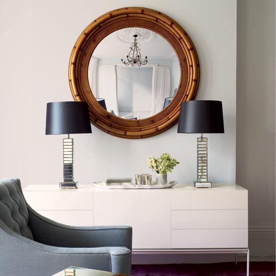 Tükör tükör hátán