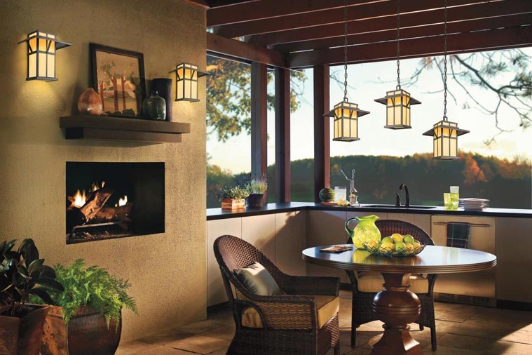 Meleg hangulatú étkező a teraszon dizájn kandallóval