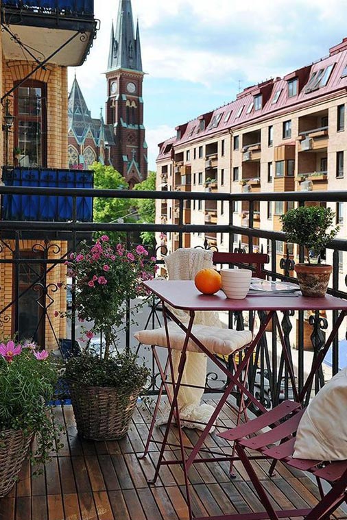 Berendezett apró balkon