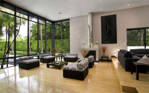 Laminált padló modern nappaliban