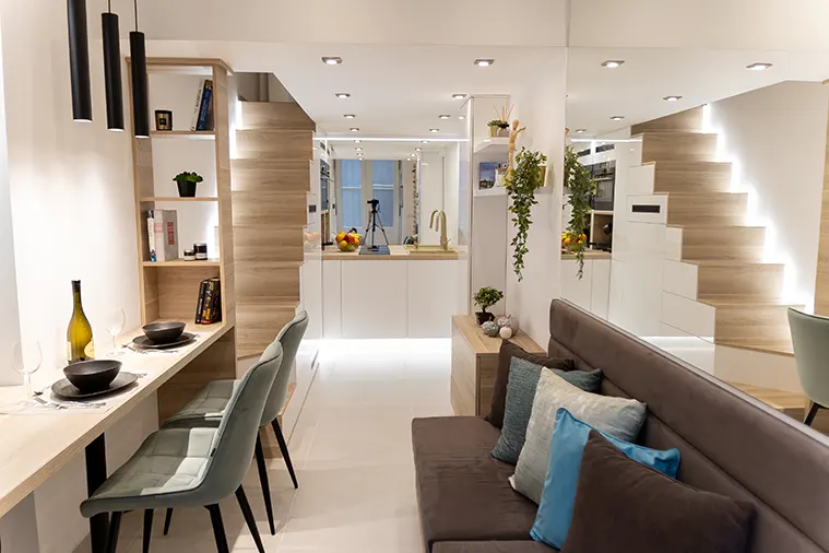 Tükrök rafinált alkalmazásával a valóságosnál sokkal tágasabbnak érzékeeljük a teret