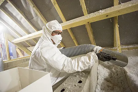 Knauf hőszigetel&eacute;s f&ouml;d&eacute;mre