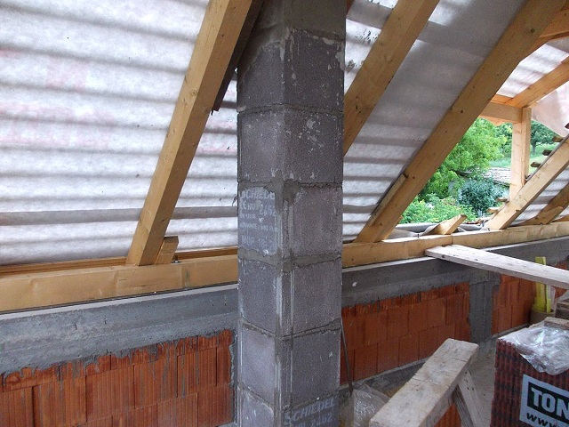 Schiedel k&eacute;m&eacute;ny