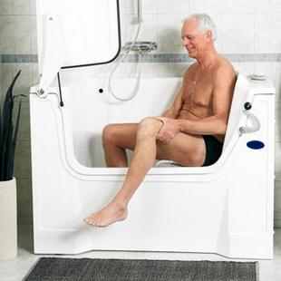 Akadálymentes fürdőszoba, nem csak mozgássérülteknek