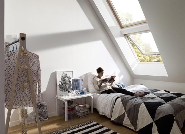 Napfényes tetőtér – felújítás energiatakarékos tetőtéri ablakkal