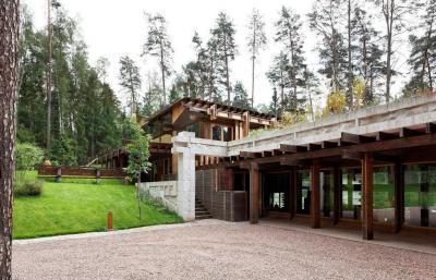 Ház Moszkvában - homlokzat ötlet, modern stílusban