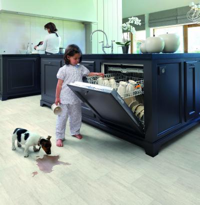 Aqua Step vízálló padló - konyha / étkező ötlet