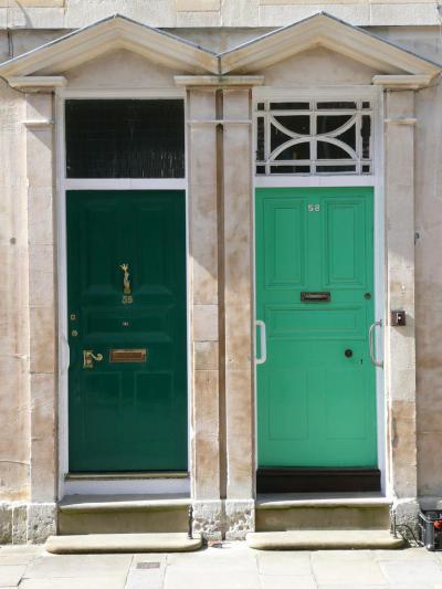 Szomszédok3 - bejárat ötlet, klasszikus stílusban