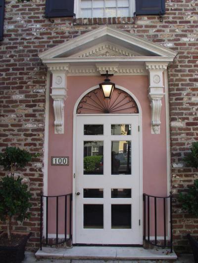 Bejáratok34 - bejárat ötlet, klasszikus stílusban