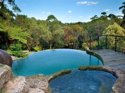 medence53 - medence / jakuzzi ötlet, rusztikus stílusban