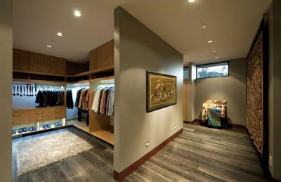 Modern gardróbszoba - belső továbbiak ötlet, modern stílusban