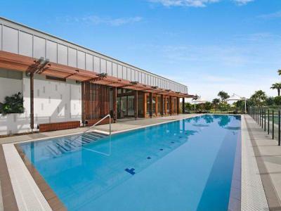 medence63 - medence / jakuzzi ötlet, modern stílusban