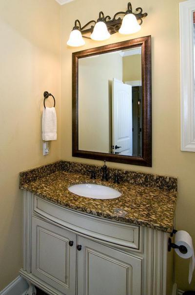 Márvány fürdőszoba szekrény - fürdő / WC ötlet