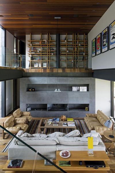 Nagy belmagasság - nappali ötlet, modern stílusban