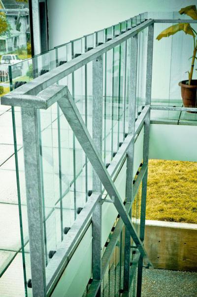 Lépcsőfejáró - belső továbbiak ötlet, minimál stílusban