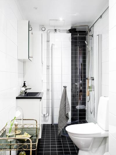 Fekete fehér fürdőszoba - fürdő / WC ötlet, modern stílusban