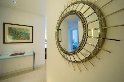 előszobafal tükörrel - előszoba ötlet, modern stílusban