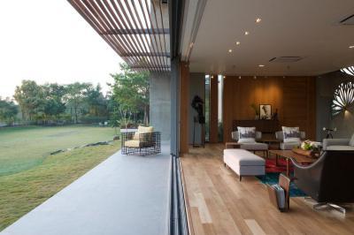 Nappali terasszal - erkély / terasz ötlet, modern stílusban