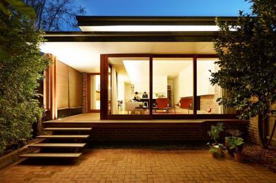 Nagy ablakok - homlokzat ötlet, modern stílusban