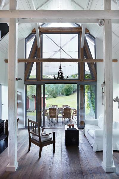 kilátás a kertbe - nappali ötlet, rusztikus stílusban