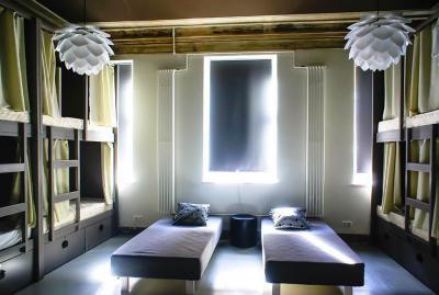 emeletes ágyak retro hálóban - háló ötlet