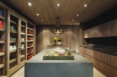 Tágas konyha - konyha / étkező ötlet, modern stílusban