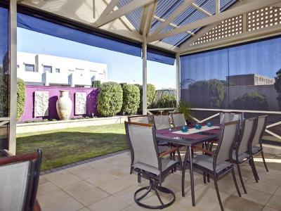 pergola58 - kert / udvar ötlet, modern stílusban