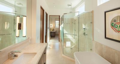 Világos fürdőszoba - fürdő / WC ötlet, modern stílusban