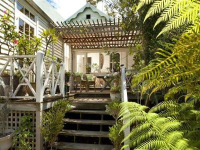 pergola72 - kert / udvar ötlet, egzotikus stílusban