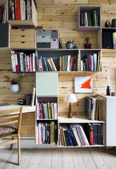 Egyedi polcrendszer - nappali ötlet, modern stílusban