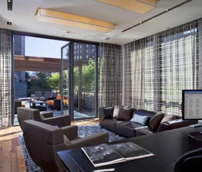 Teraszra nyitott nappali - nappali ötlet, modern stílusban