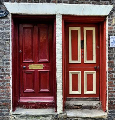 Bejáratok51 - bejárat ötlet, klasszikus stílusban