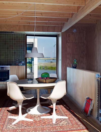 Kilátással a csatornákra - konyha / étkező ötlet, modern stílusban