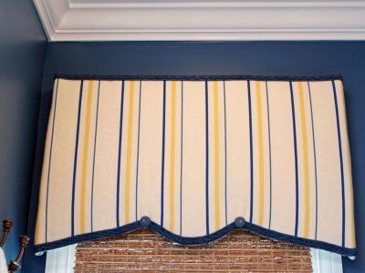 Csíkos függöny - háló ötlet, modern stílusban