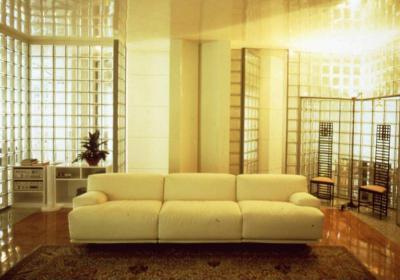 Fények játéka - nappali ötlet, modern stílusban