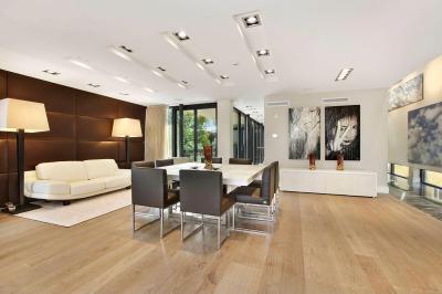 Tágas nappali - nappali ötlet, modern stílusban