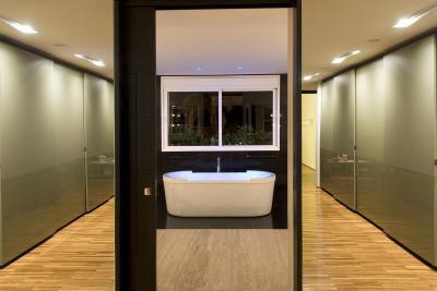 Fürdő és gardrób - fürdő / WC ötlet, modern stílusban