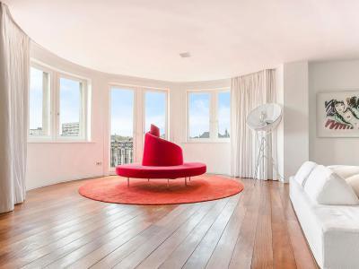 Köralakú nappali - nappali ötlet, modern stílusban