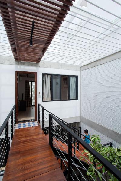 Üvegtetős galéria - belső továbbiak ötlet, modern stílusban