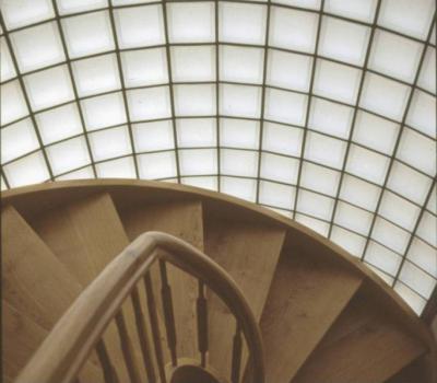 Csigalépcső - előszoba ötlet, klasszikus stílusban