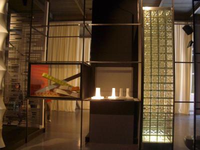 Kiállítás - belső továbbiak ötlet, modern stílusban