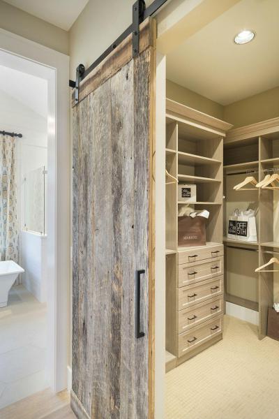 Újrahasznosított faajtó - belső továbbiak ötlet, modern stílusban