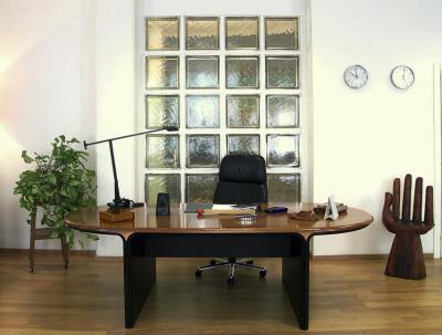Dolgozószoba háttérfénnyel - dolgozószoba ötlet, klasszikus stílusban