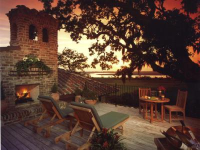 Mediterrán terasz kandallóval - erkély / terasz ötlet, mediterrán stílusban