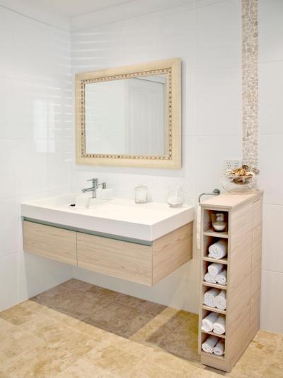 Fürdőszobai tárolás - fürdő / WC ötlet, modern stílusban