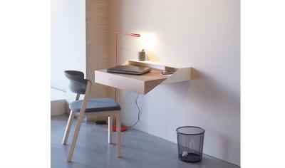 praktikus függőasztal - dolgozószoba ötlet, minimál stílusban