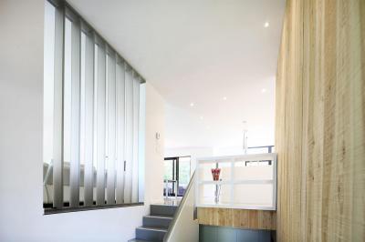 Galéria - belső továbbiak ötlet, modern stílusban