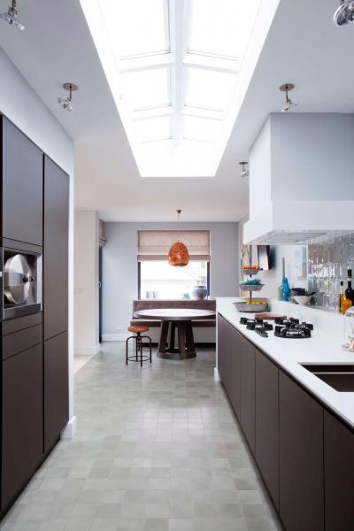 Látványos konyha - konyha / étkező ötlet, modern stílusban