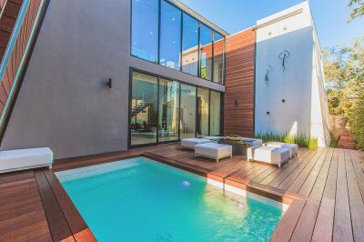 Terasz medencével - erkély / terasz ötlet, modern stílusban