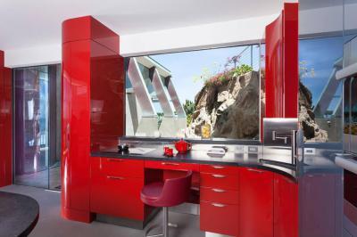 Piros dolgozósarok - dolgozószoba ötlet, modern stílusban